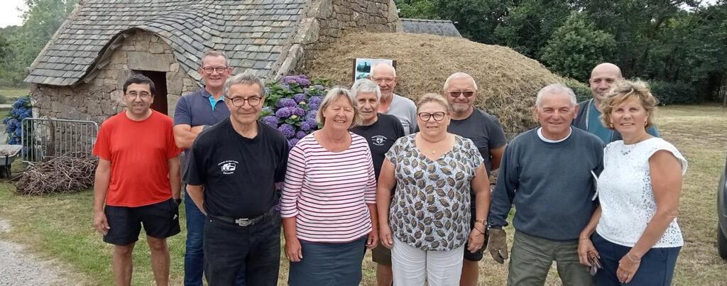 Crach. La fête se prépare autour du four à pain à Kérourio - Vannes ...