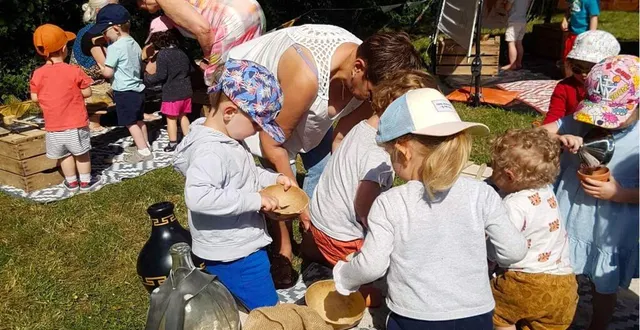 photo  les enfants se sont volontiers investis au cours des ateliers avant de profiter tous ensemble d’un pique-nique partagé.  &copy;  ouest-france 