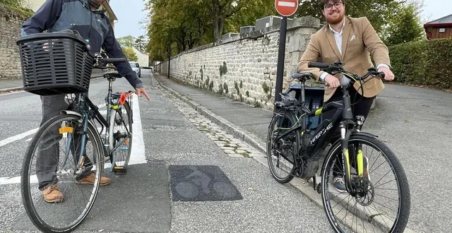 photo  thierry churin et piers barrios, vice-président et président de l’association à bicyclette réagissent au nouveau plan vélo.  &copy;  archives ouest-france 