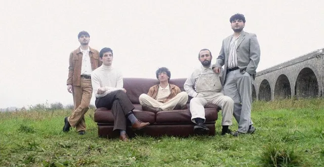 photo  feuille, un groupe de pop rap formé par cinq anciens étudiants manceaux, se produira à 19 h.  &copy;  louis guattari 