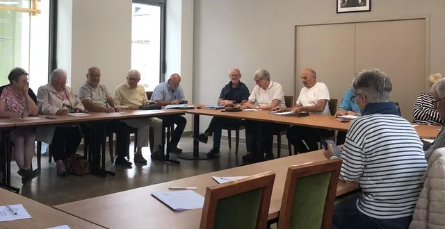 photo  le conseil municipal de la ville d’écouché a étudié les sujets à l’ordre du jour.  &copy;  ouest-france 