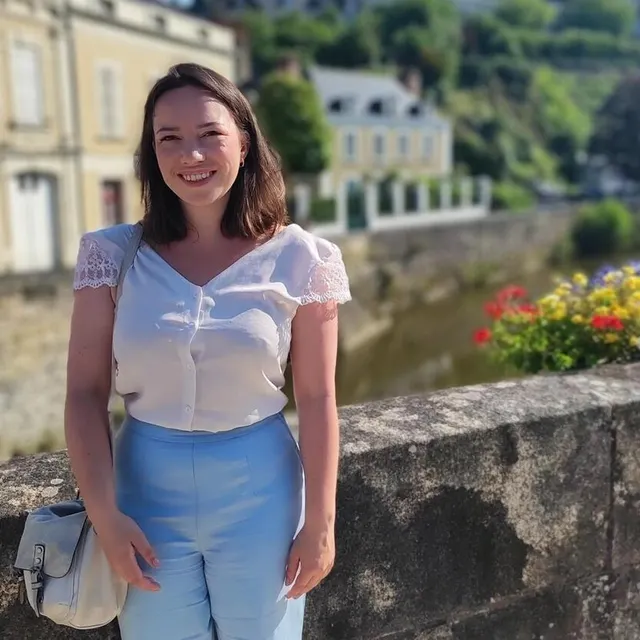photo venue au marché de segré avant le premier tour, clémence lascaud, candidate du rn, n’a pas pu en faire de même ce 3 juillet, victime d’une « panne de voiture ».  ©  clémence lascaud