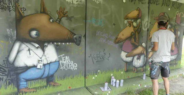 photo  plein champ donne l’occasion aux street artistes de s’exprimer sous le regard du public.  &copy;  archives ouest-france 