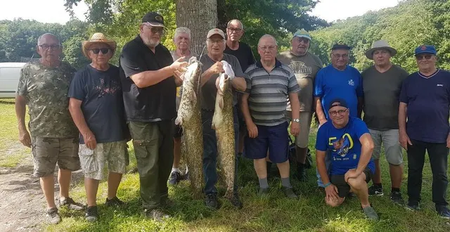 photo  pour cette première journée silure, deux spécimens d’1,08 m et d’1,15 m ont été pris.  &copy;  le maine libre 