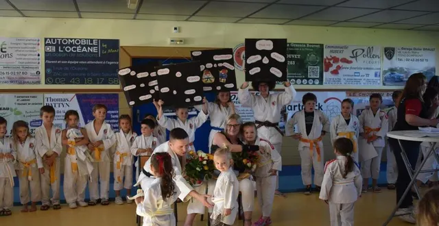 photo  un moment rempli d’émotion a marqué la fin de la réunion.  &copy;  le maine libre 