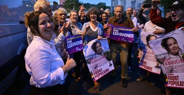 photo  élise leboucher accueillie par ses supporters, dimanche 7 juillet 2024 au soir, à allonnes, après sa réélection face à marie-caroline le pen.  &copy;  vincent michel / ouest-france 