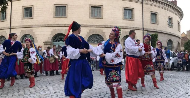 photo  pour cette 32e édition du festival des folklores du monde, six nations sont mises à l’honneur.  &copy;  archives ouest france 