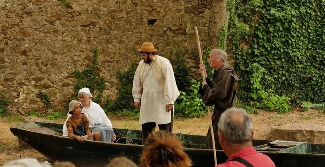 photo  une visite théâtralisée au prieuré de saint-rémy-la-varenne  &copy;  association prieuré saint-rémy 