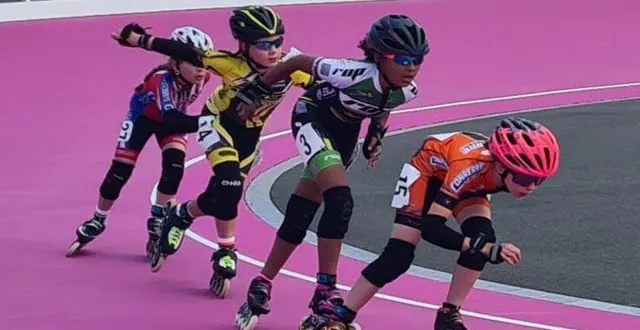 photo  une belle compétition pour les connerréennes.  &copy;  club de roller de connerré 