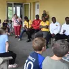 photo une belle rencontre en fin d’année scolaire dont se souviendront les enfants.