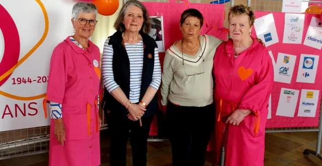 photo  les quatre présidentes depuis 2003 au côté de françoise goujon-maillard (première à droite).   &copy;  le maine libre 