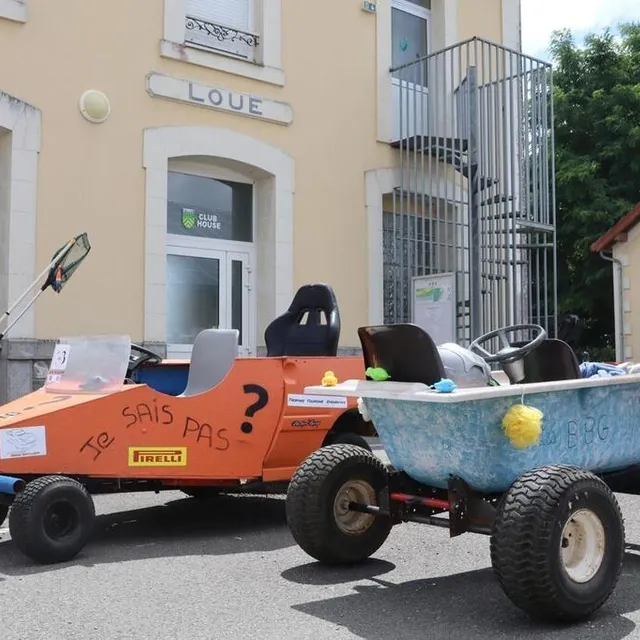 photo une multitude de caisses à savon différentes ont pris part au départ.  ©  ouest-france