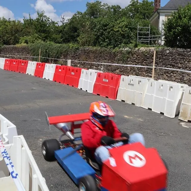 photo l’équipe mario kart lors de sa course à 14 h.  ©  ouest-france