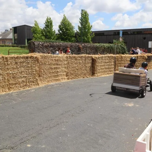 photo de nombreux spectateurs ont regardé la course avec attention samedi 13 juillet.  ©  ouest-france
