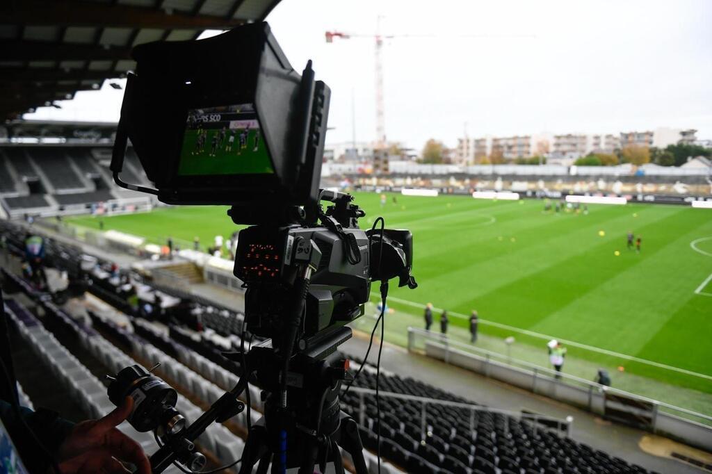 Droits TV. DAZN, BeIN Sports, Chaîne LFP : Quel Est Le Pire Choix Pour ...