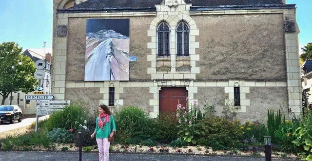 photo  michèle gosnet-frassetto expose un grand format à villevêque (maine-et-loire).  &copy;  michèle gosnet-frassetto 