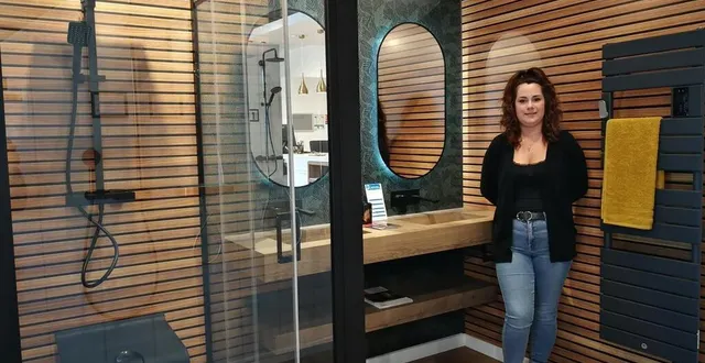 photo  anastasia dudouet assure l’accueil dans le show room.  &copy;  ouest-france 