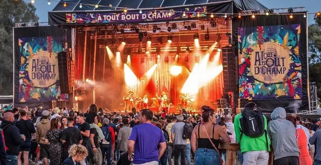photo  le festival à tout bout d’champ avait attiré plus de 10 000 personnes pour sa première édition sur deux soirs en 2023.  &copy;  romain gaillard 
