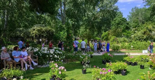 photo  les chemins de la rose proposent de nouvelles visites guidées.  &copy;  les chemins de la rose. 