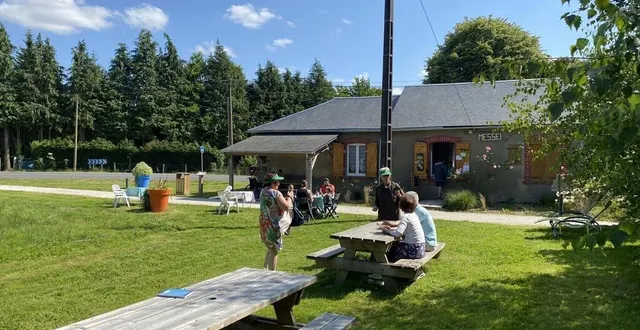 photo  un grand soleil traversait la halte ce dimanche 14 juillet 2024  &copy;  ouest-france 