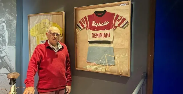 photo  ivan bonduelle, fondateur du musée du vélo de la fresnaye-sur-chédouet .  &copy;  musée du vélo 