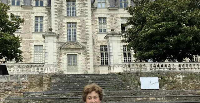 photo  annie guichard a publié un livre intitulé « jean guichard, 70 ans de théâtre sans relâche ».  &copy;  co 