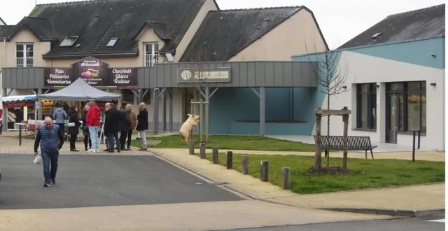 photo  la bibliothèque abcd (bâtiment coloré à droite).  &copy;  ouest-france 