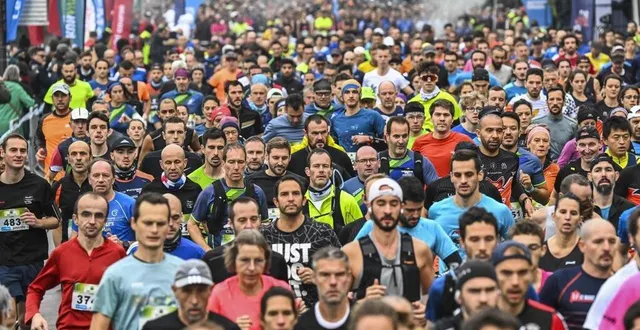 photo  le 10 km le maine libre a battu son record de nombre d’inscrits en 2023.  &copy;  archives le maine libre - denis lambert 