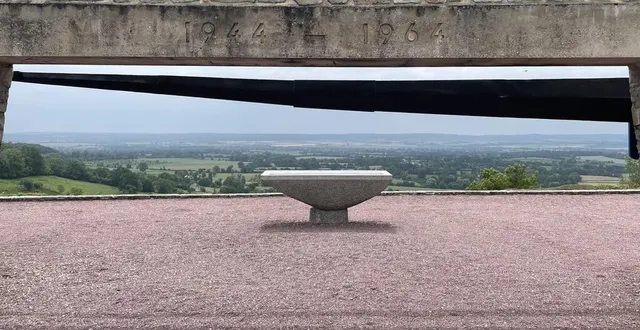 photo  le mémorial de montormel est situé sur la cote 262, où fut fermée la poche de falaise-chambois.  &copy;  ouest-france 
