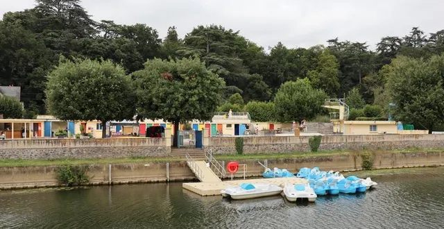 photo  l’espace de loisirs henri-royer est situé au bord de la sarthe.  &copy;  archives ouest-france 