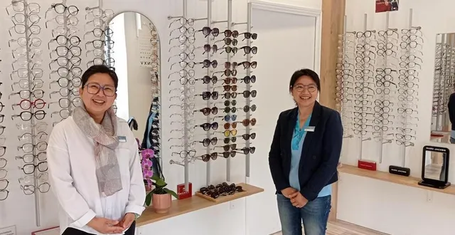 photo  thi-san et thi-muoi tran au cœur de l’univers de ma paire de lunettes.  &copy;  ouest-france 
