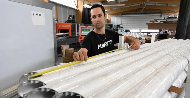 photo  saint-clément-de-la-place, le 30 août 2023. après la coupe du monde de rugby l’an dernier, marty sports a fourni les buts de football pour les jeux olympiques de paris 2024.  &copy;  archives co - josselin clair 