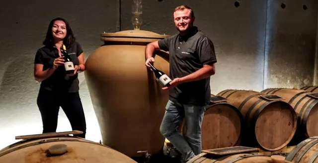 photo  pauline cabot-berland et luc moger sont employée et responsable du domaine du château princé.  &copy;  ouest-france 