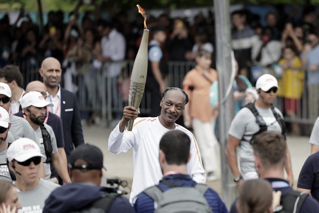 VIDÉO. JO 2025 Snoop Dogg a porté la flamme olympique en SeineSaint