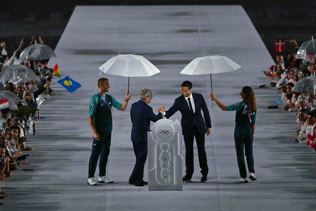 JO 2024. Pluie, drapeau inversé… Les petits couacs de la cérémonie d