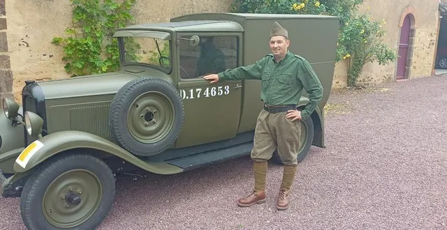 photo  vincent blot devant sa citroën c4 de 1933, qu’il a entièrement rénovée.  &copy;  ouest-france 