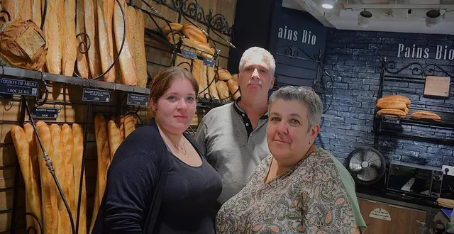 photo  installée au 16, place de la halle-au-blé, à alençon, la boulangerie de la halle au blé n’ouvrira dorénavant plus le dimanche.  &copy;  ouest france 