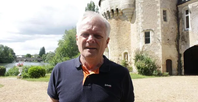 photo  emmanuel serrand au château de bazouges en juillet 2024.  &copy;  le maine libre 