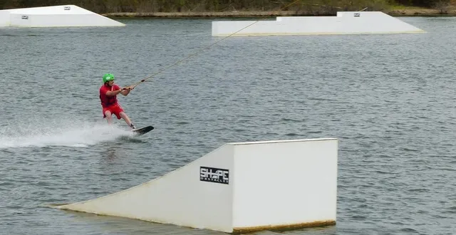 photo  wake paradise a ouvert en 2016, à spay.  &copy;  archives ouest-france 