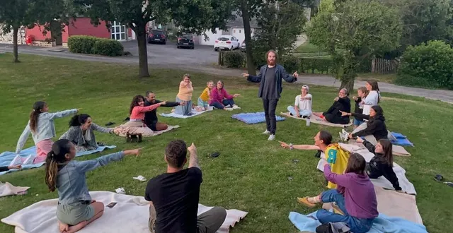 photo  le collectif de théâtre les nuées ineffables s’est installé à montsecret-clairfougère, dans l’orne et propose différents ateliers autour du théâtre. le 4 août 2024, le loup-garou a rencontré du succès.  &copy;  les nuées ineffables 