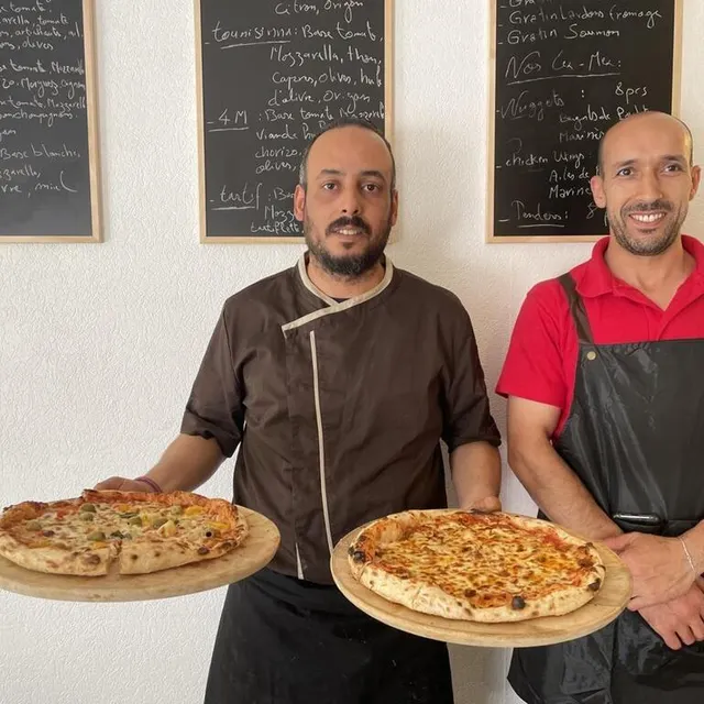 photo meher rabia, gérant de la pizzeria les 4m à alençon, a embauché hassan pour l’assister.  ©  ouest-france