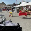 photo  le marché de sainte-gauburge, mercredi matin. 