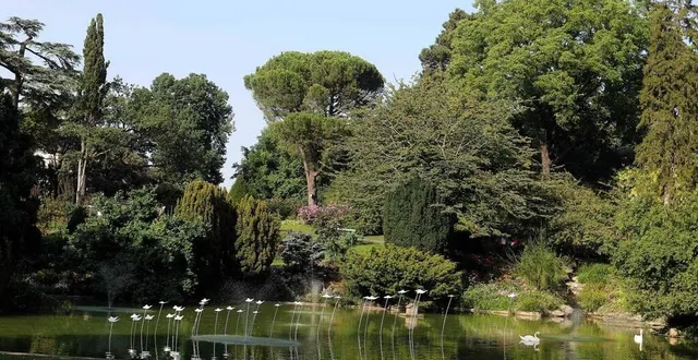 photo  restructuré en 1905, le jardin des plantes est un havre de paix en plein cœur de ville.  &copy;  eddy lemaistre / archives ouest-france 