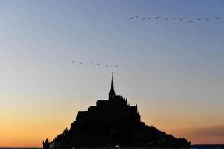 photo Après le coucher du soleil, la baie du Mont-Saint-Michel sera plongée dans le noir ce jeudi 8 août 2024. Martin ROCHE / Ouest-France 