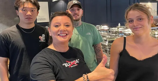 photo  une partie de l’équipe du grand buffet.  &copy;  ouest-france 