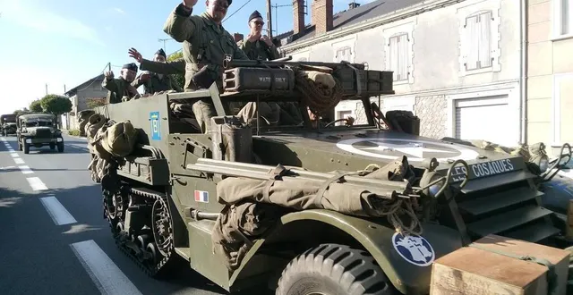 photo  la colonne leclerc est arrivée à sablé-sur-sarthe en empruntant l’avenue du… général-leclerc.  &copy;  ouest-france 