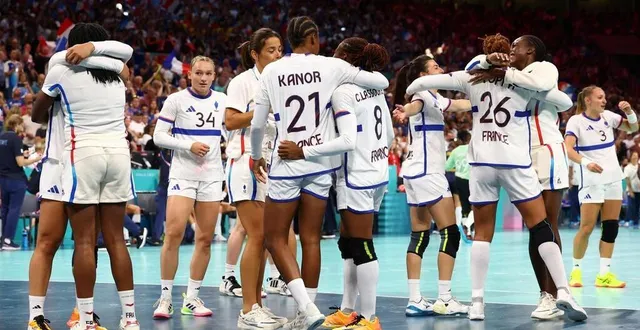 photo  l’équipe de france féminine de handball affrontera xxx en finale des jeux olympiques.  &copy;  photo : bernadett szabo / reuters 