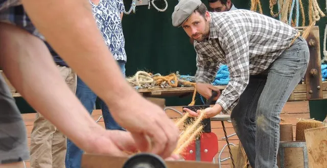 photo  faire des cordes, tout un métier.  &copy;  archives le maine libre 