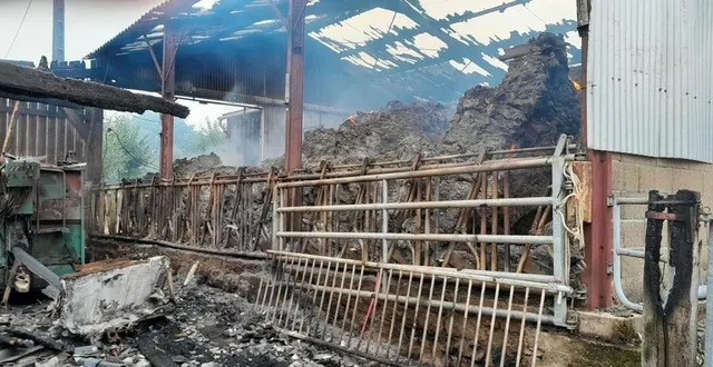 photo  une vingtaine de pompiers sont mobilisés.  &copy;  photo le maine libre 