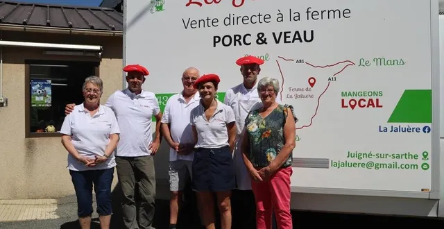 photo  marie-france, la bénévole, emmanuel fortin, joëlle fortin, violaine fortin, damien fortin et joëlle fortin : les acteurs d’une success-story qui dure depuis 30 ans à juigné-sur-sarthe.  &copy;  ouest-france 